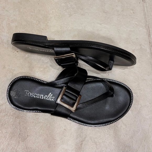 Like NEW worn 1x Toscanella Dainty Handmade in Italy Black Womens Sandals Sz 8.5 - Picture 5 of 9